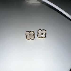 Clover Earrings